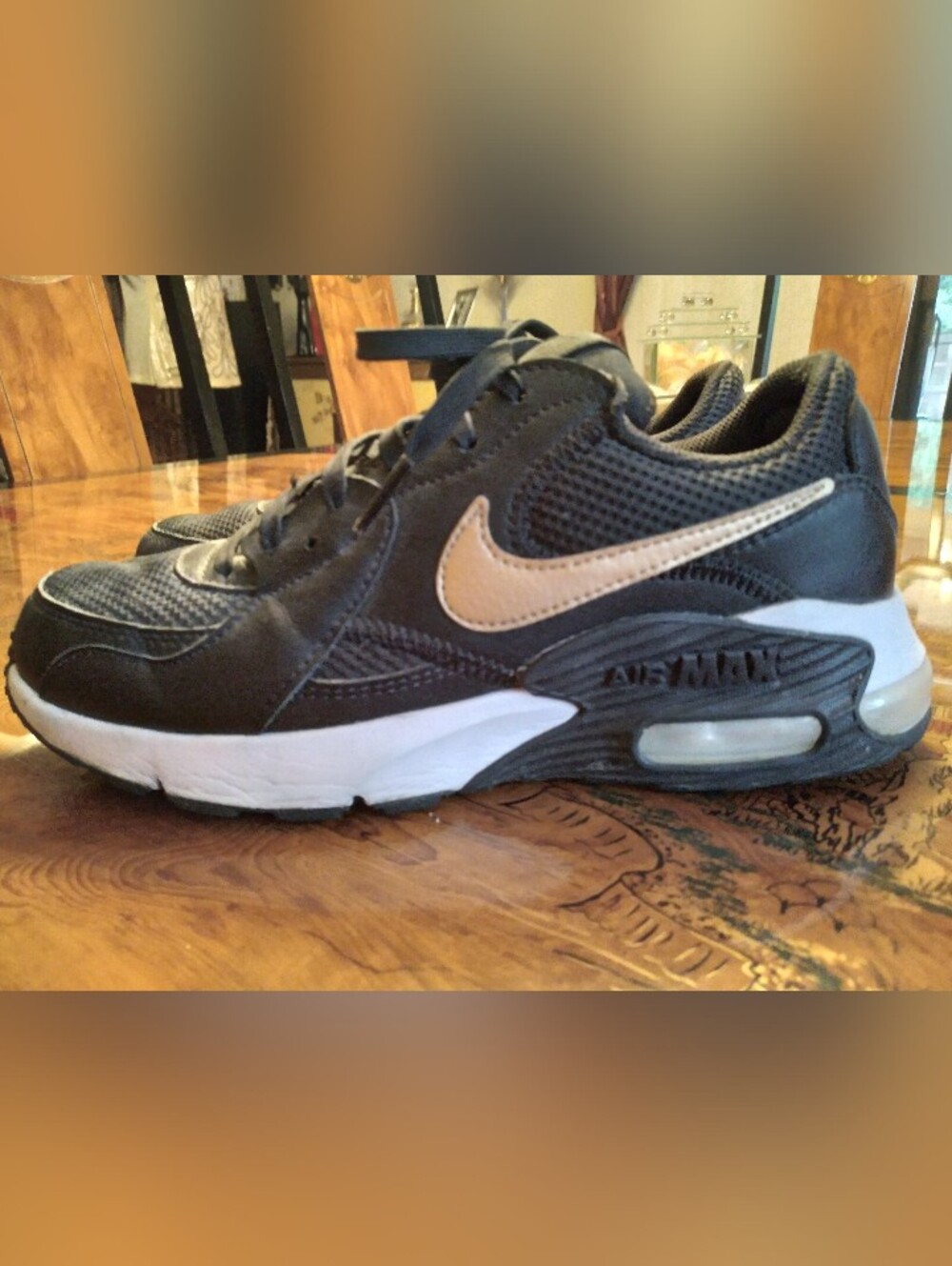 Women's Nike Air Max Black And Gold Running Sneakers Shoes Sz 7.5
